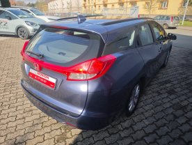 Honda Civic Tourer 1.8i-VTEC nové ČR-1.maj