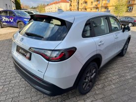 Honda ZR-V 2.0eHEV 135kW ELEGANCE SKLADEM