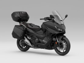 Honda Forza 750