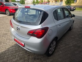 Opel Corsa 1.2 16V Výhřev volantu 47400km