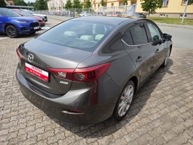 Mazda 3 2.0 Skyactiv Revolution TOP