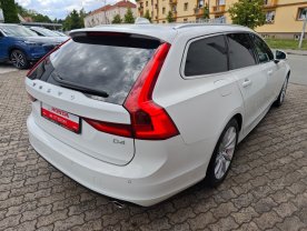 Volvo V90 2.0 D4 FWD Momentum 140kW 8AT