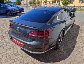 Volkswagen Arteon 2.0 TSi R-line 140kW LED DPH