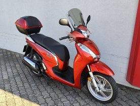 Honda SH 300