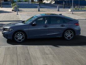 Honda Civic 2.0e:HEV ADVANCE BLUE skladem
