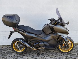 Honda Forza 750 Special Edition Akrapovič