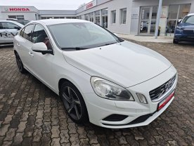 Volvo S60 2.4 D5 AWD R-Design 158kW