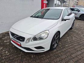 Volvo S60 2.4 D5 AWD R-Design 158kW