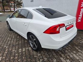 Volvo S60 2.4 D5 AWD R-Design 158kW