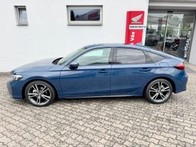 Honda Civic 2.0e:HEV ADVANCE BLUE skladem
