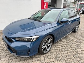 Honda Civic 2.0e:HEV ADVANCE 2026 SKLADEM