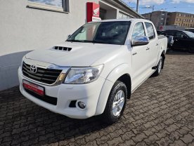Toyota Hilux Double Cab 3.0D-4D AT 4WD