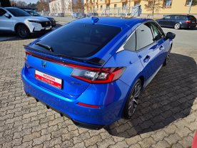 Honda Civic 2.0 e:HEV Advance 1.majitel-ČR