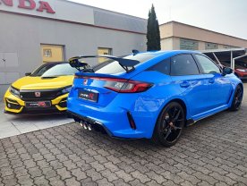 Honda Civic Type R 2.0 VTEC TURBO 329koní