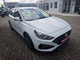 Hyundai i30 WG 1.5i Comfort Kamera nové ČR