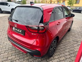 Honda Jazz 1.5 e:HEV ADVANCE SKLADEM