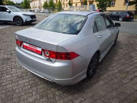 Honda Accord 2.0 i-VTEC Sport 114kW nové ČR