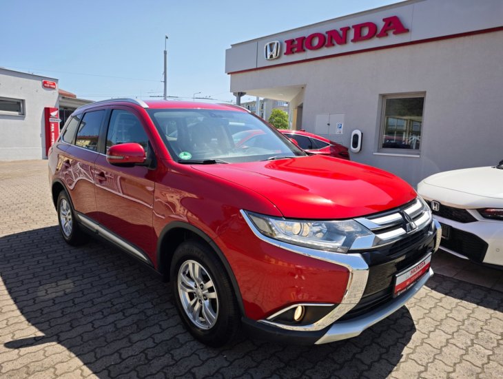 Mitsubishi Outlander 2.0 Mivec Diamant 2WD Kamera