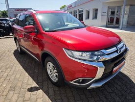 Mitsubishi Outlander 2.0 Mivec Diamant 2WD Kamera