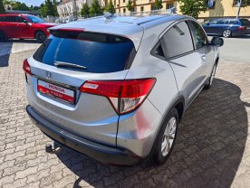 Honda HR-V 1.5 iVTEC Elegance NAVI LED ČR