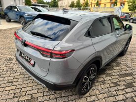 Honda HR-V 1.5 eHEV Elegance MR27 SKLADEM