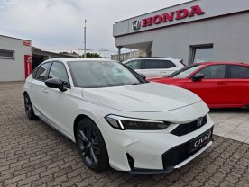 Honda Civic 2.0 e:HEV SPORT SKLADEM