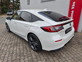 Honda Civic 2.0 e:HEV SPORT SKLADEM